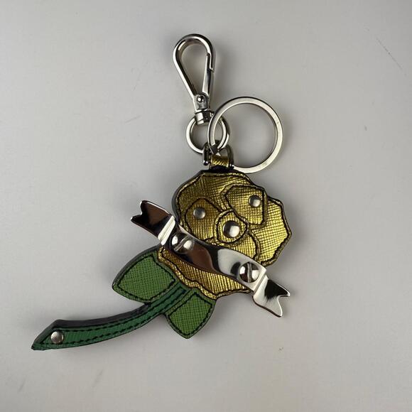 💎✨Authentic Prada Rose Camellia Charm Keychain - Picture 2 of 3